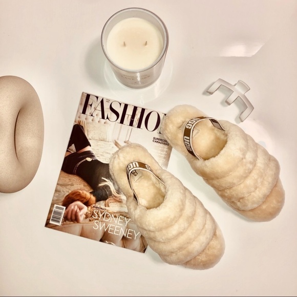 UGG Fluff Yeah Slides - Picture 3 of 4